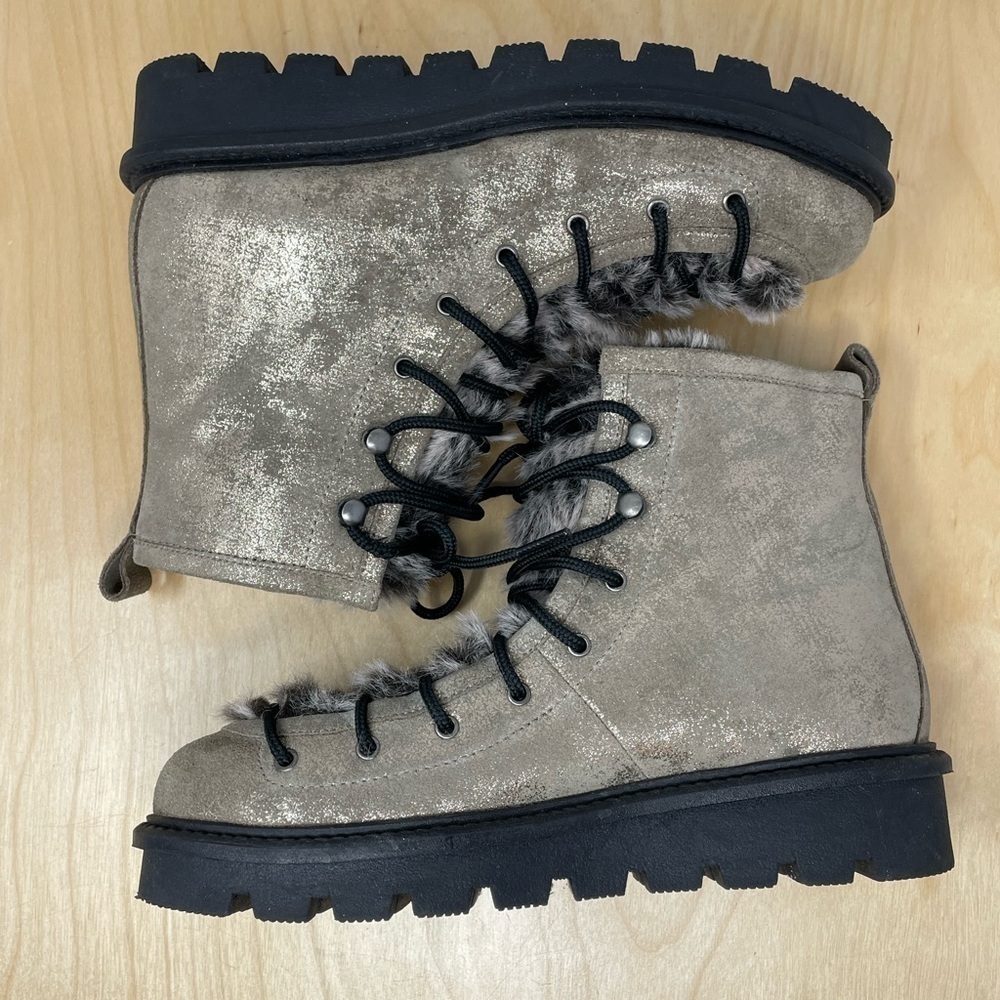 Seychelles Gold Metallic Leather/Faux Fur Cooperation Combat Boots Size 7 - Picture 7 of 10